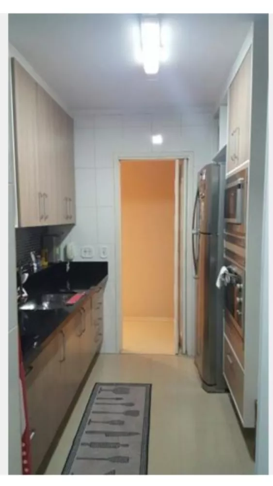 Apartamento à venda com 2 quartos, 64m² - Foto 2