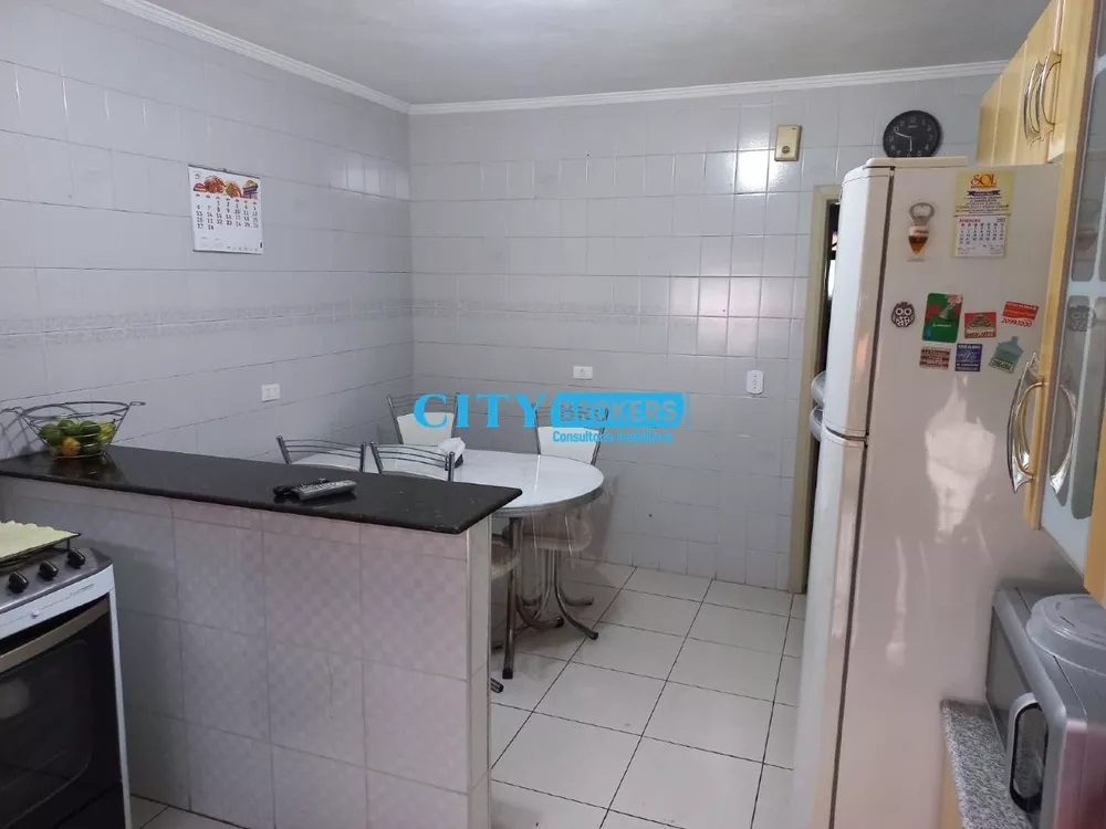 Sobrado à venda com 3 quartos, 160m² - Foto 4