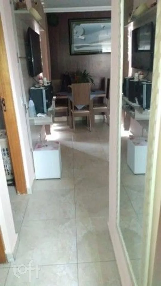 Apartamento à venda com 2 quartos, 42m² - Foto 8