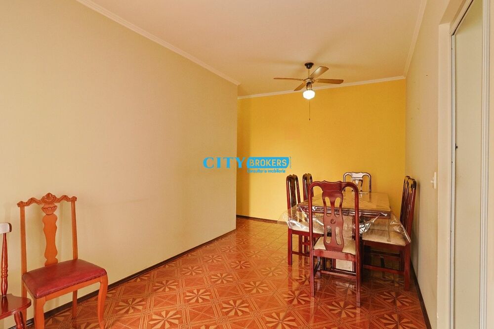 Apartamento à venda com 2 quartos, 62m² - Foto 2