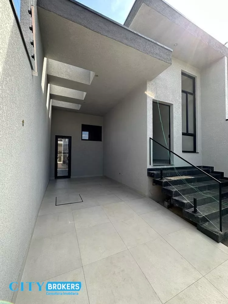 Casa à venda com 3 quartos, 137m² - Foto 3