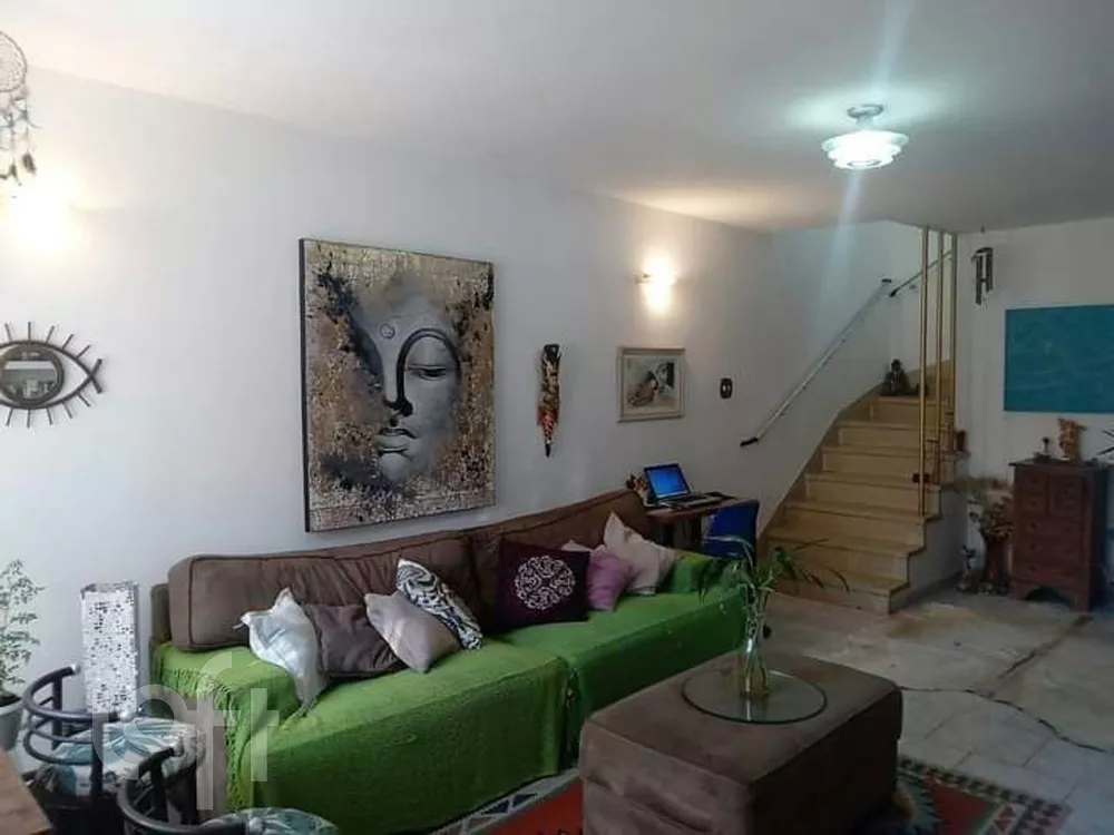 Casa à venda com 2 quartos, 90m² - Foto 1