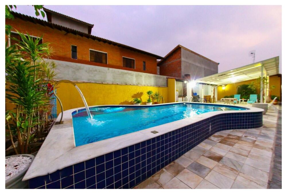 Casa à venda e aluguel com 5 quartos, 370m² - Foto 2
