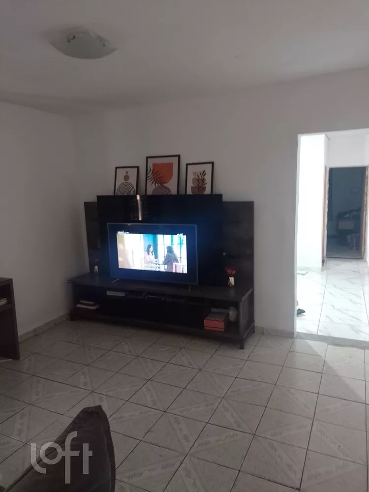 Casa à venda com 2 quartos, 200m² - Foto 1