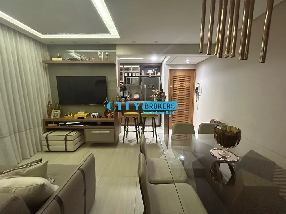 Apartamento à venda com 3 quartos, 61m² - Foto 4