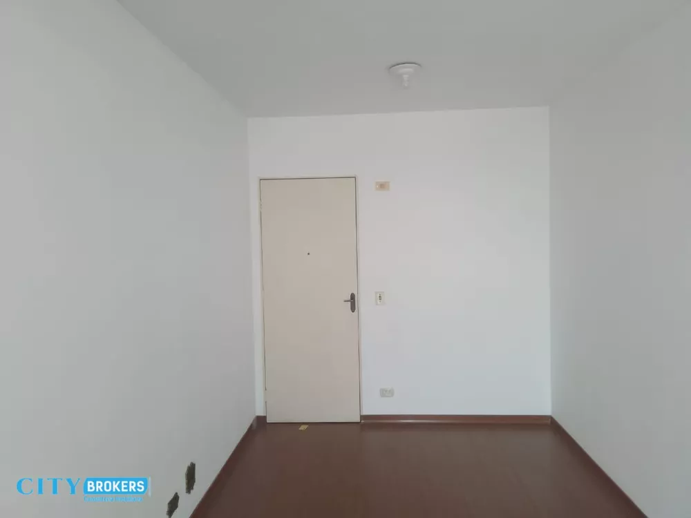 Apartamento para alugar com 3 quartos, 76m² - Foto 2