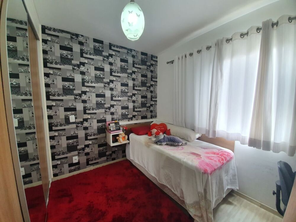 Apartamento à venda com 3 quartos, 150m² - Foto 2