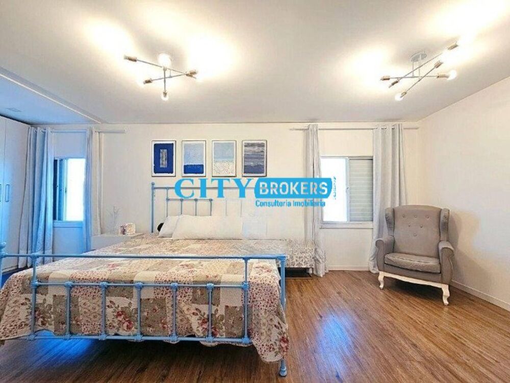 Casa de Condomínio à venda com 3 quartos, 230m² - Foto 4