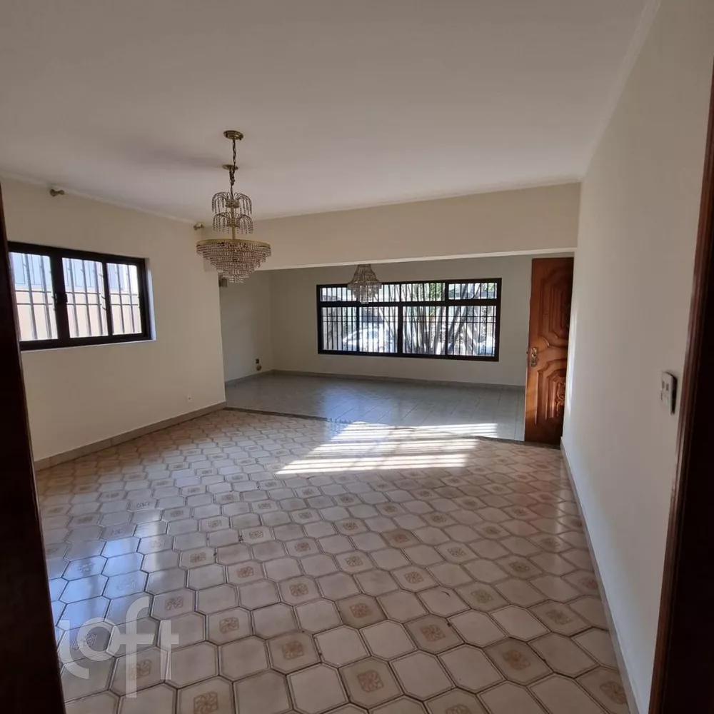 Casa à venda com 3 quartos, 199m² - Foto 3