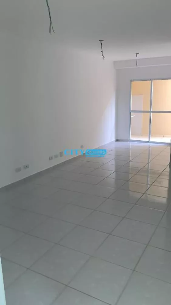 Apartamento para alugar com 1 quarto, 37m² - Foto 4