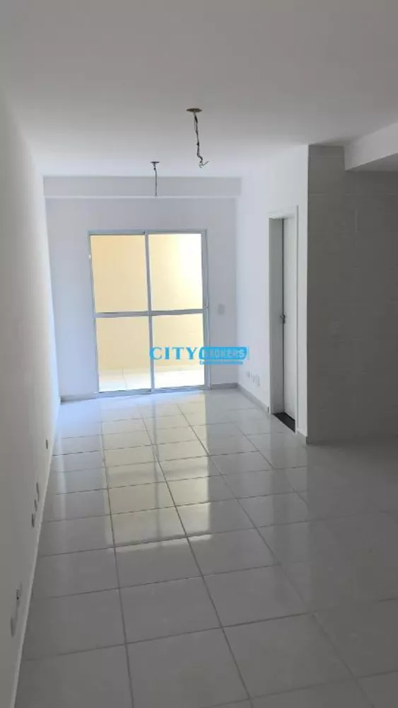 Apartamento para alugar com 1 quarto, 37m² - Foto 3