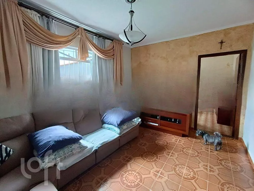 Casa à venda com 4 quartos, 200m² - Foto 2