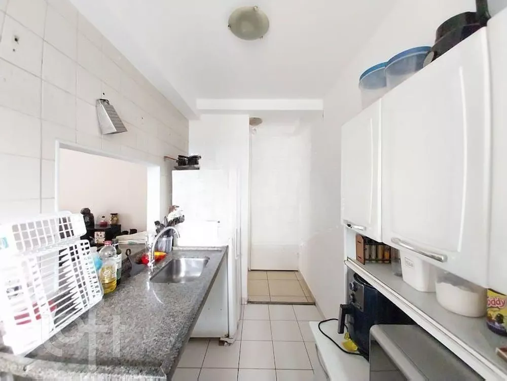 Apartamento à venda com 3 quartos, 62m² - Foto 4