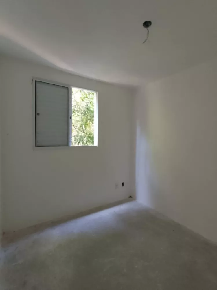 Apartamento à venda com 2 quartos, 43m² - Foto 2