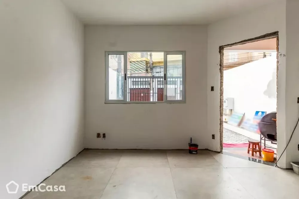 Sobrado à venda com 3 quartos, 220m² - Foto 4