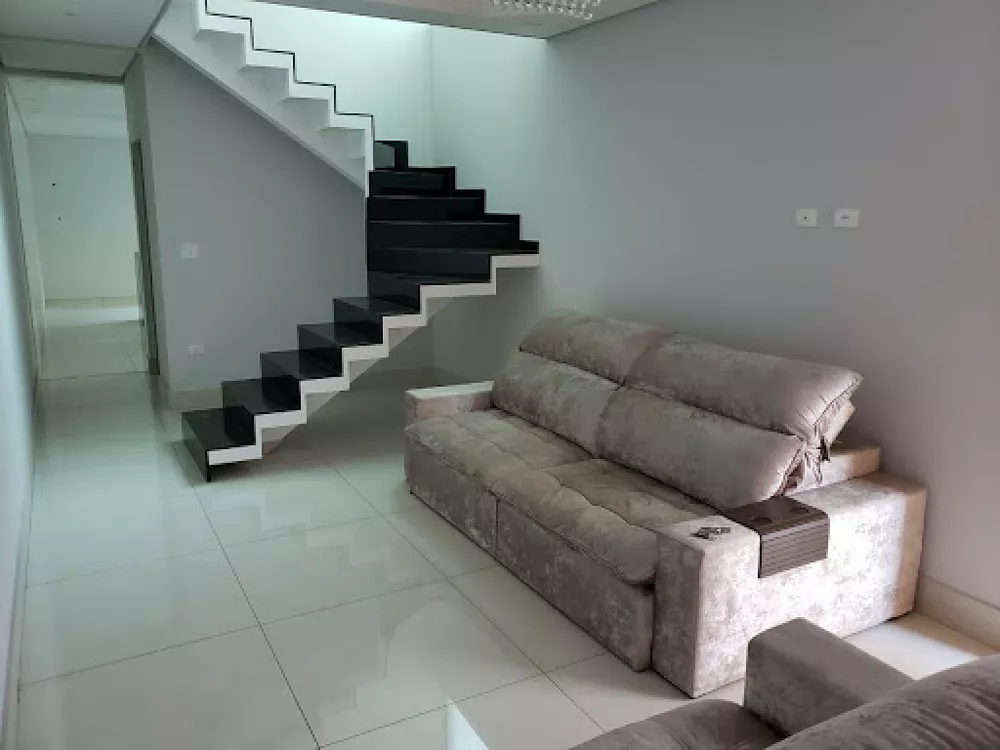 Sobrado à venda com 3 quartos, 140m² - Foto 2