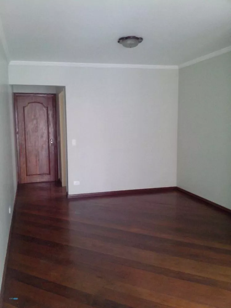 Apartamento à venda com 2 quartos, 70m² - Foto 1