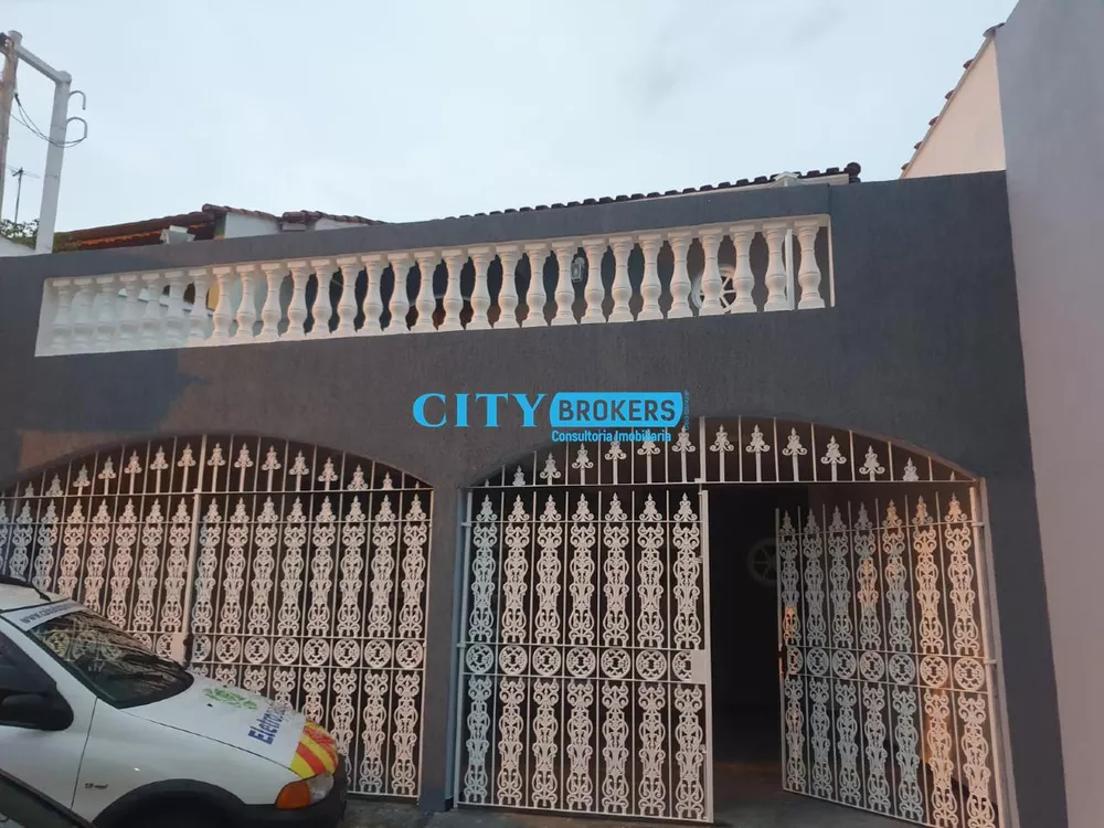 Casa de Condomínio à venda com 3 quartos, 200m² - Foto 1