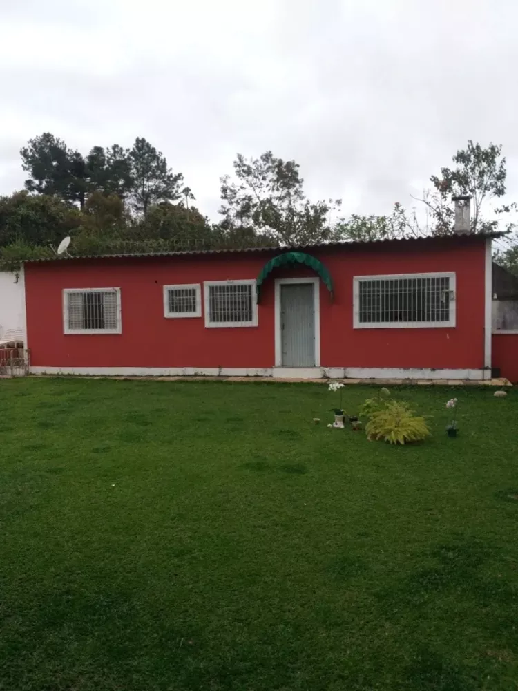 Chácara à venda com 4 quartos, 130m² - Foto 1