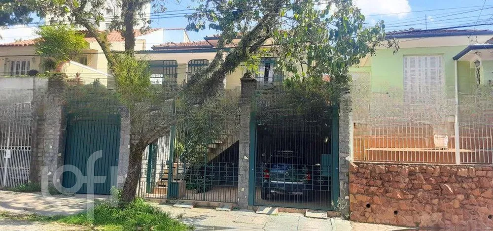 Casa à venda com 3 quartos, 160m² - Foto 2