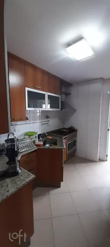 Apartamento à venda com 3 quartos, 86m² - Foto 8