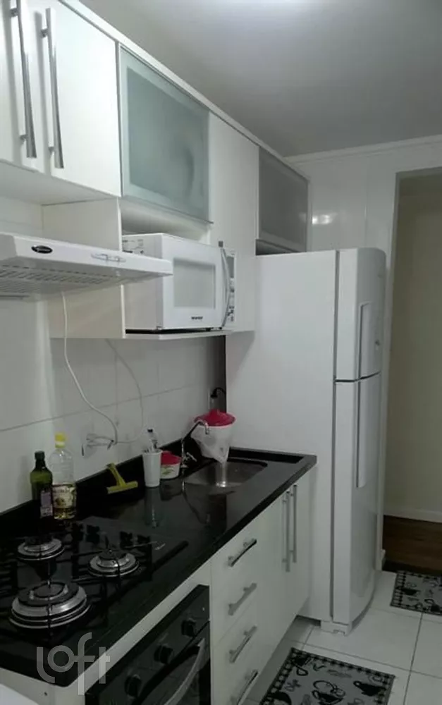 Apartamento à venda com 2 quartos, 44m² - Foto 1