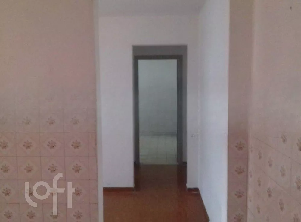 Casa à venda com 1 quarto, 247m² - Foto 4