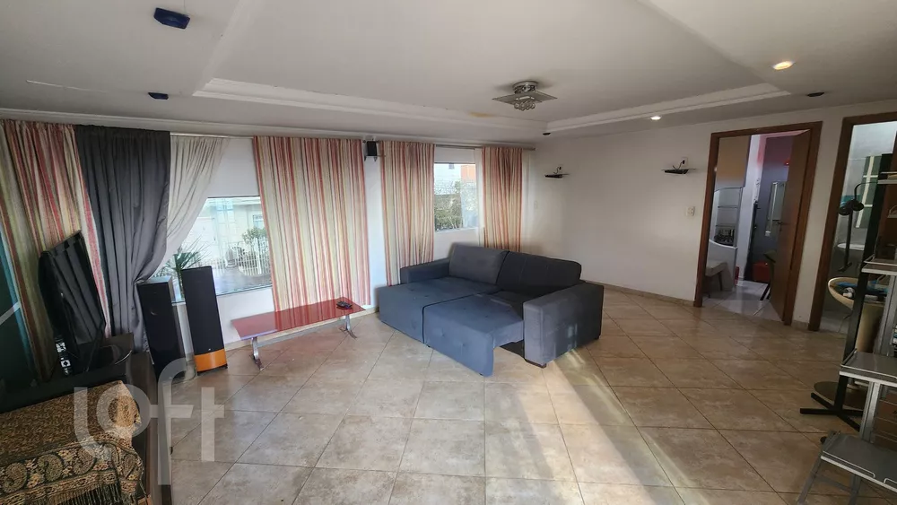 Casa à venda com 5 quartos, 326m² - Foto 1