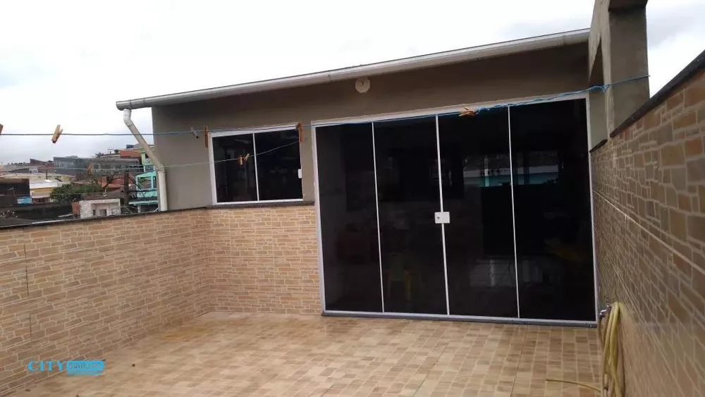 Sobrado à venda com 3 quartos, 200m² - Foto 4