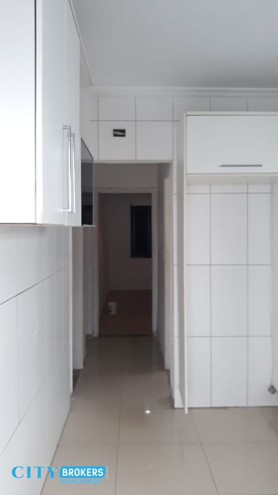 Casa à venda com 2 quartos, 120m² - Foto 8