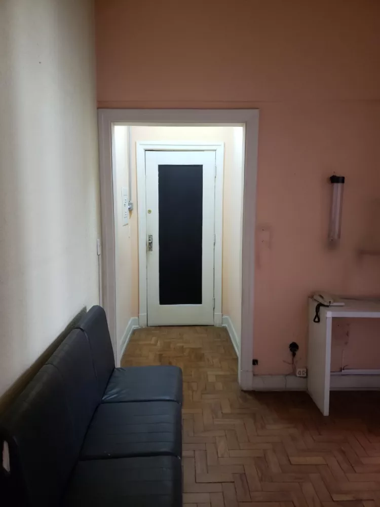 Apartamento à venda com 2 quartos, 80m² - Foto 1