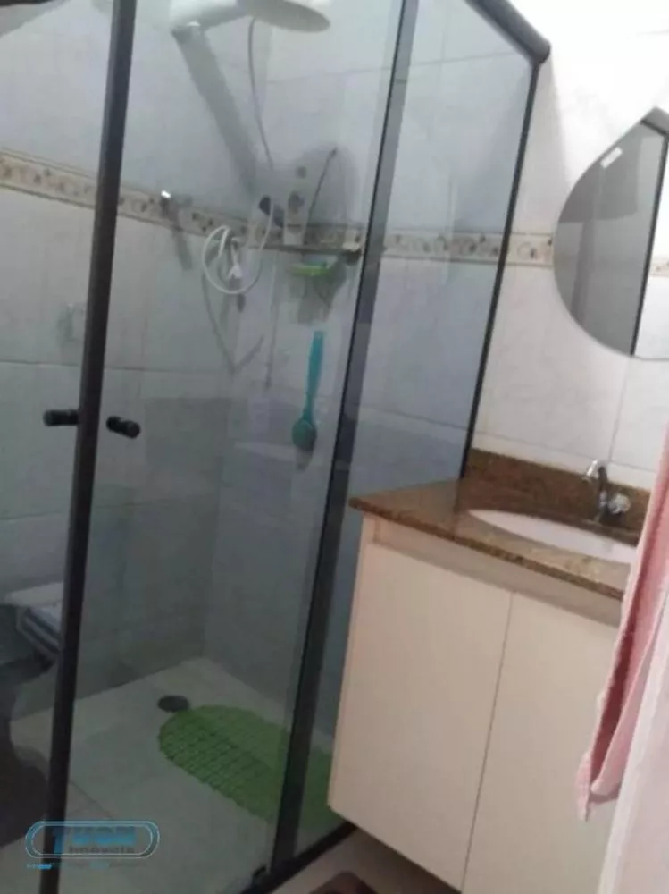 Sobrado à venda com 3 quartos, 200m² - Foto 4