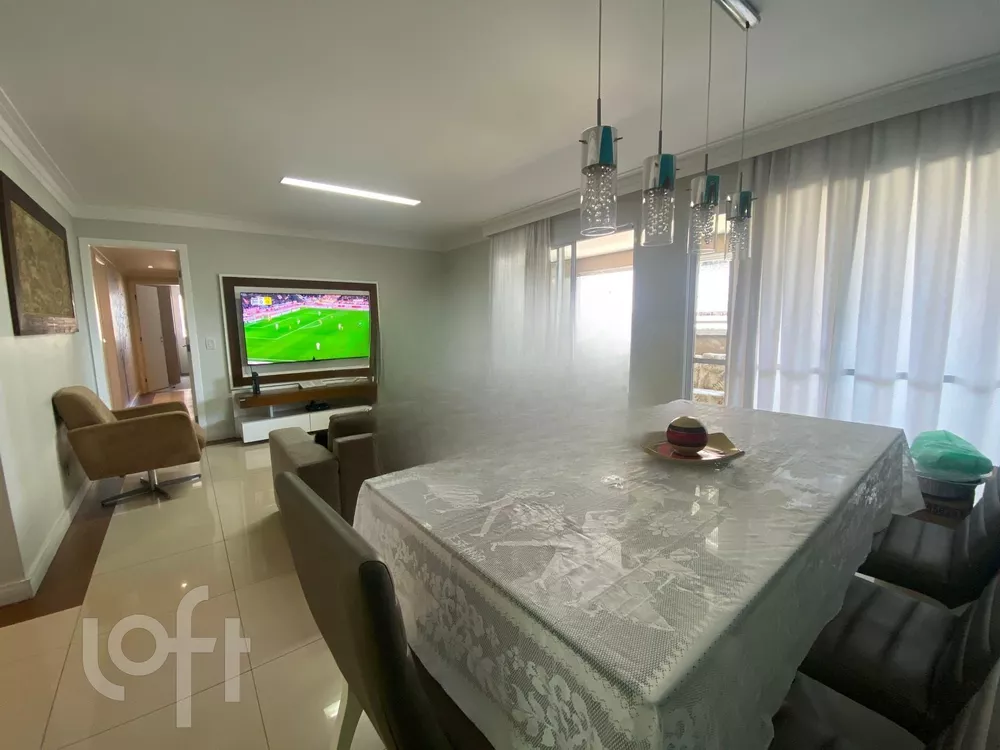 Apartamento à venda com 4 quartos, 150m² - Foto 3