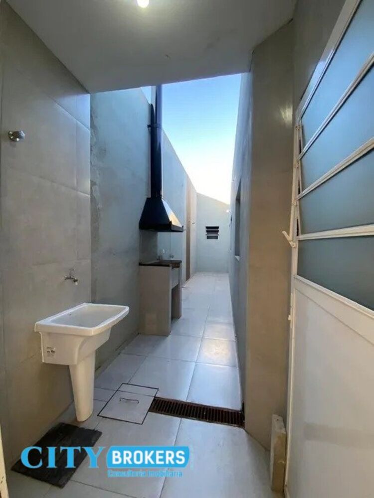 Casa à venda com 3 quartos, 84m² - Foto 7