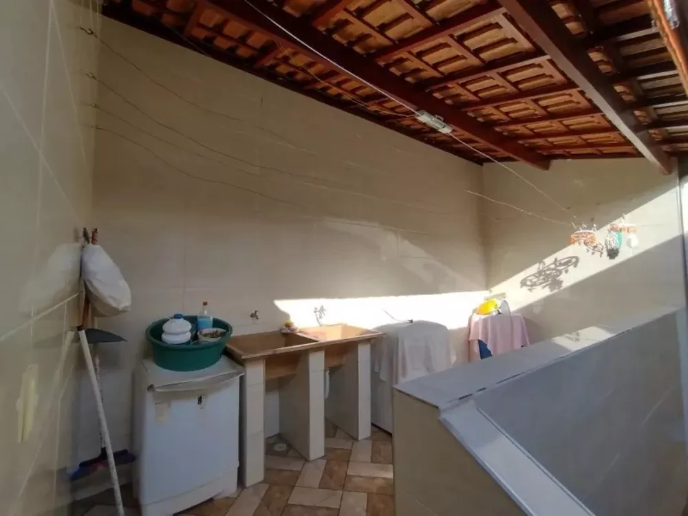 Sobrado à venda com 2 quartos, 125m² - Foto 1