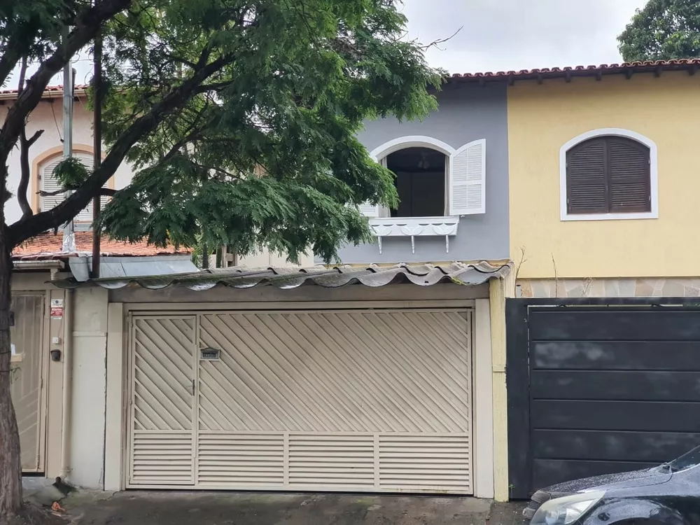 Sobrado à venda com 3 quartos, 200m² - Foto 3