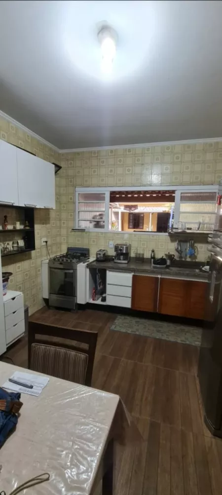 Sobrado à venda com 3 quartos, 200m² - Foto 7