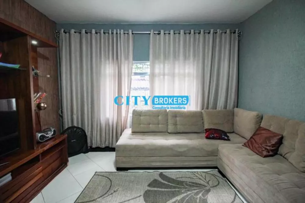 Sobrado à venda com 4 quartos, 180m² - Foto 2