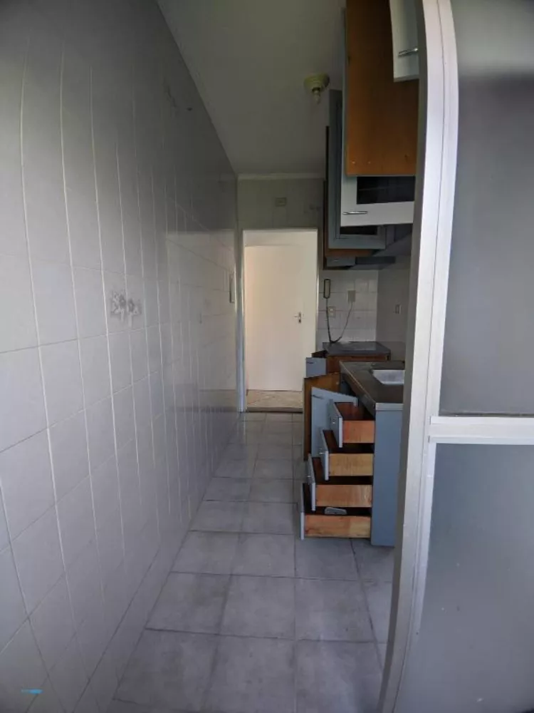 Apartamento à venda com 2 quartos, 56m² - Foto 3