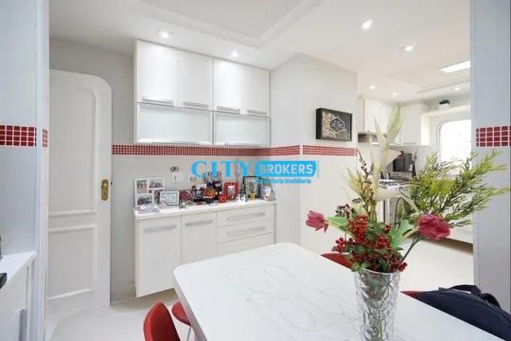 Apartamento à venda com 4 quartos, 160m² - Foto 6