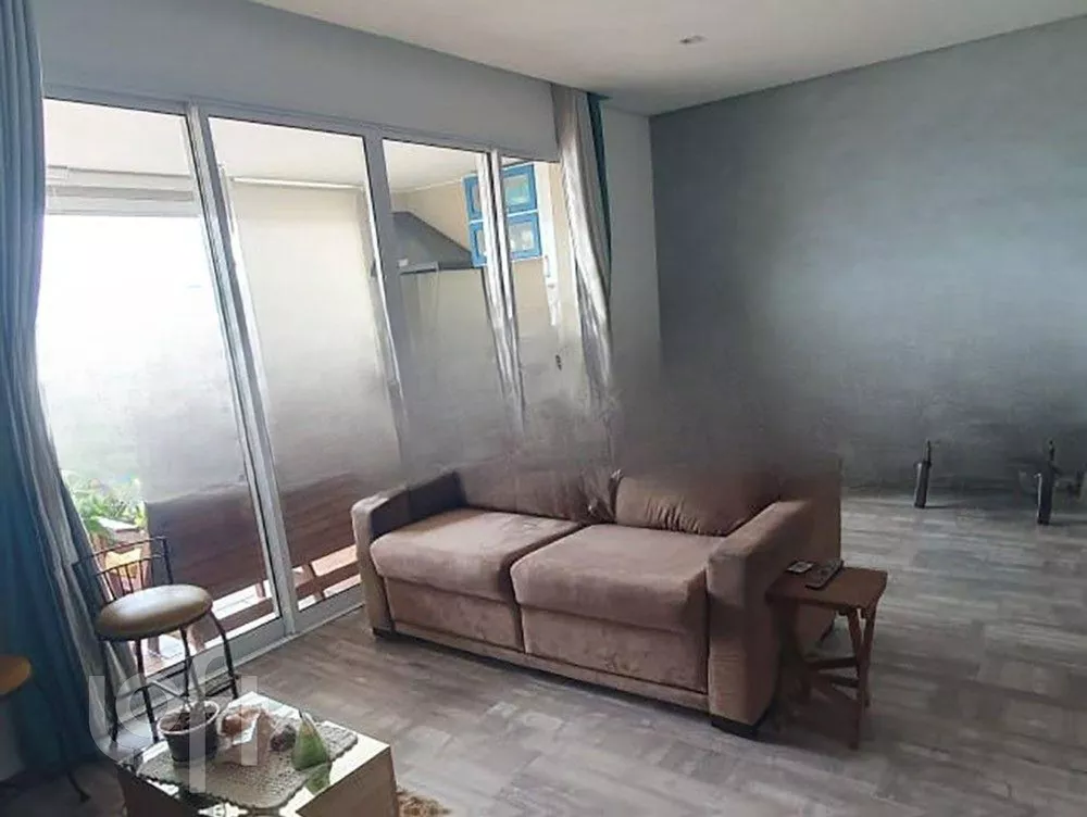 Apartamento à venda com 3 quartos, 106m² - Foto 2