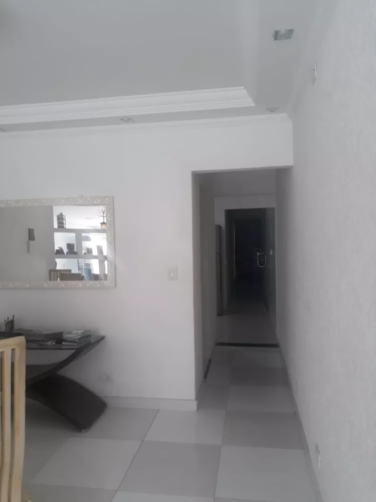 Casa à venda com 2 quartos, 400m² - Foto 1