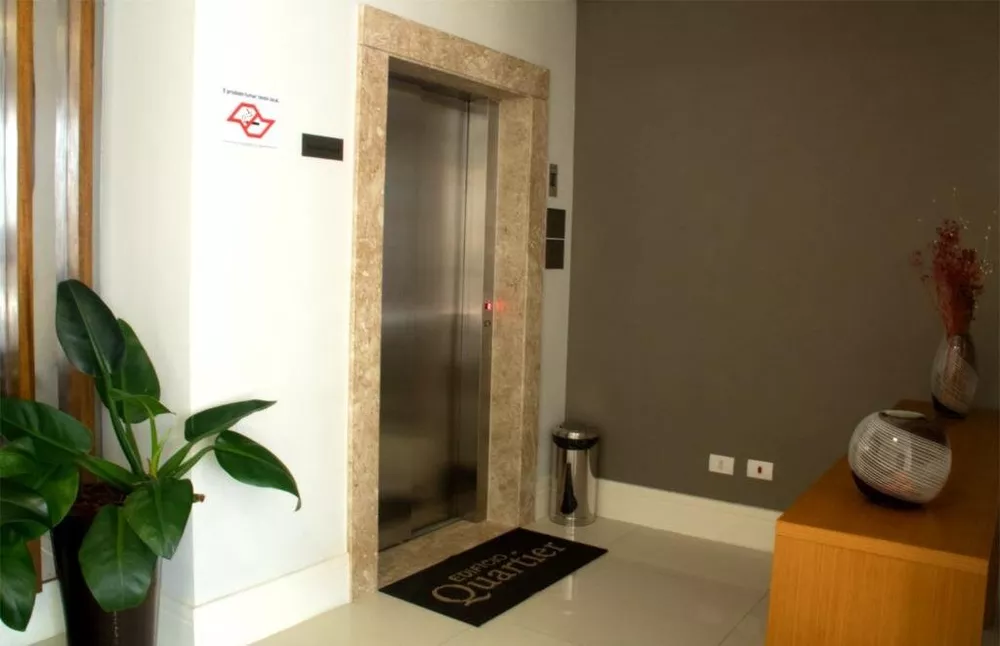 Apartamento à venda com 3 quartos, 275m² - Foto 2