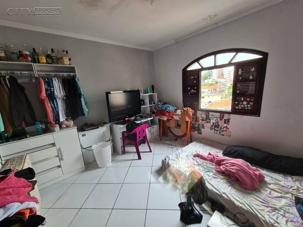 Sobrado à venda com 3 quartos, 300m² - Foto 3