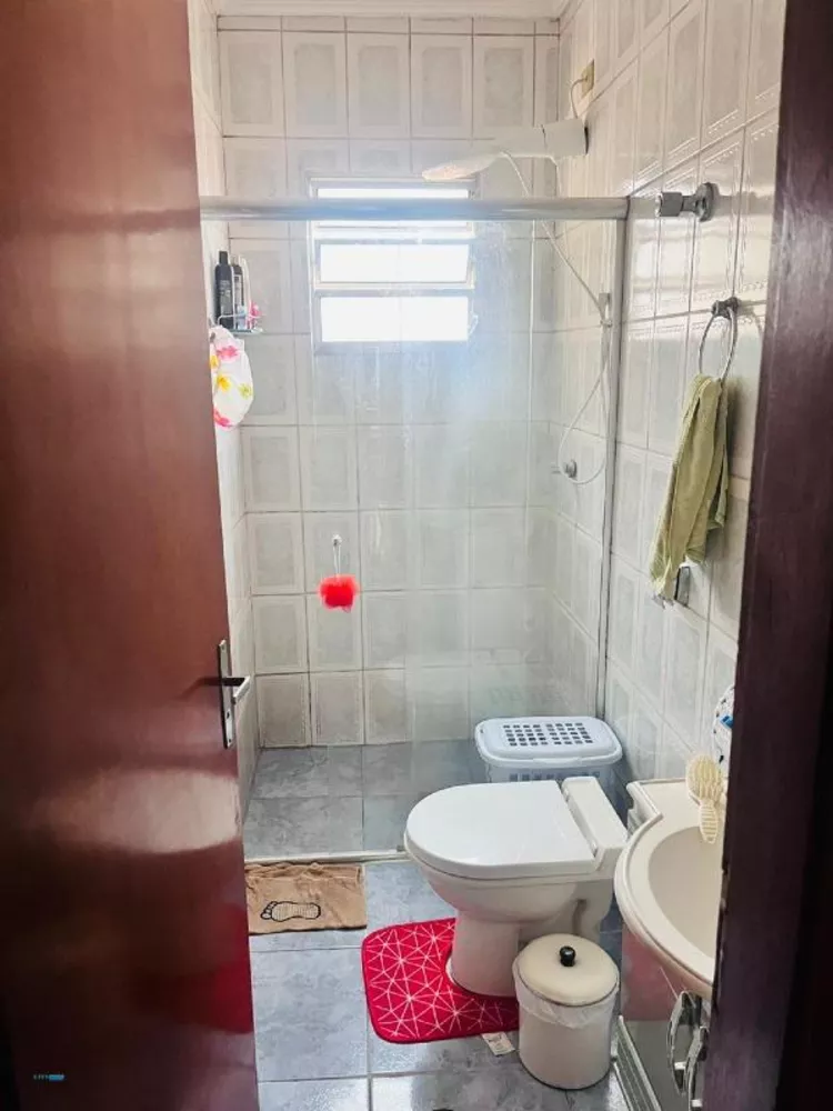 Sobrado à venda com 2 quartos, 300m² - Foto 4