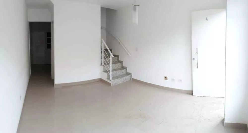 Sobrado à venda com 2 quartos, 127m² - Foto 3