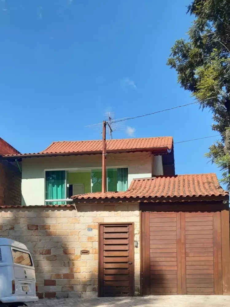 Casa à venda com 3 quartos, 257m² - Foto 2