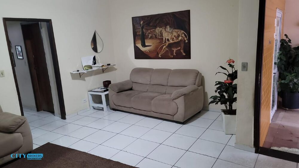 Casa à venda com 2 quartos, 200m² - Foto 1