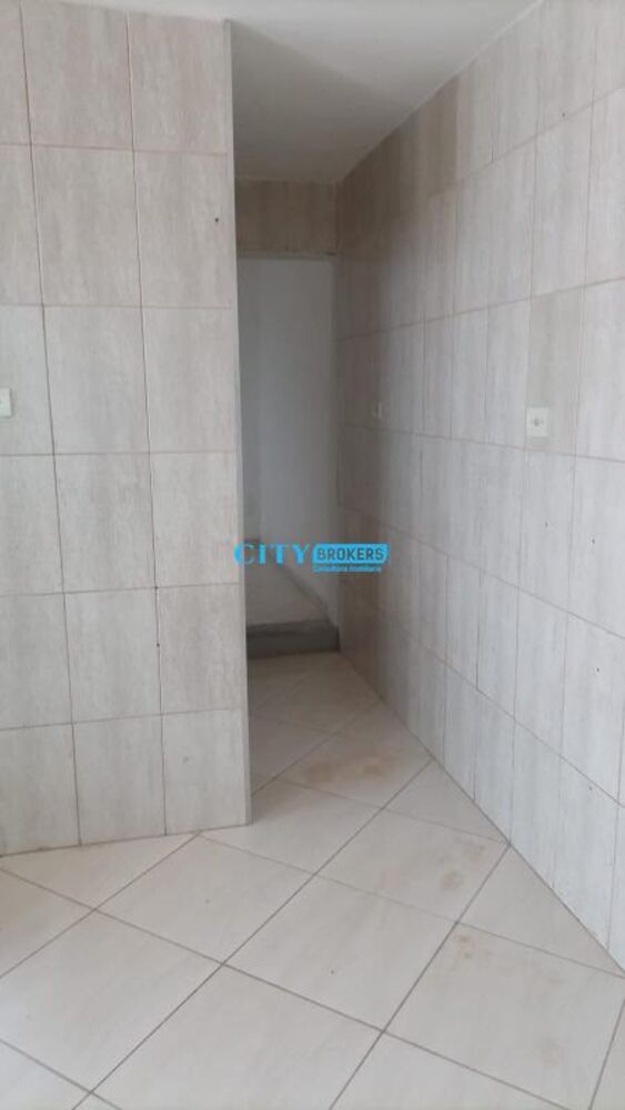 Casa para alugar com 2 quartos, 60m² - Foto 4