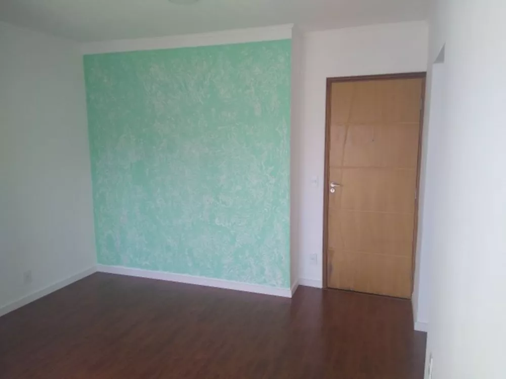 Apartamento à venda com 2 quartos, 43m² - Foto 2